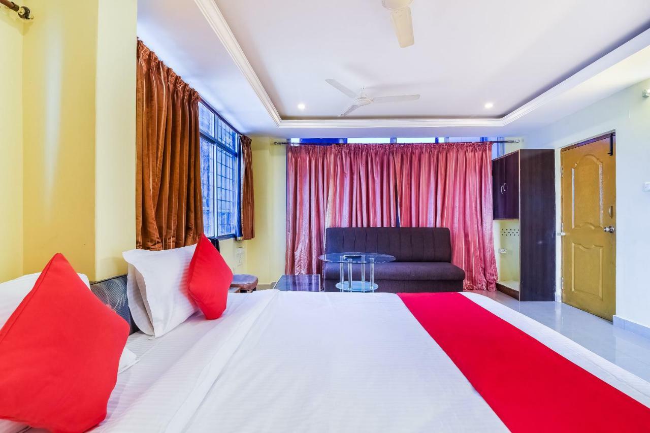 Hotel Sai Sravanthi Grand Tirupati Exterior foto